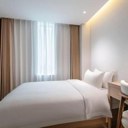 Howard Johnson By Wyndham Sunshine Plaza Нінбо Екстер'єр фото