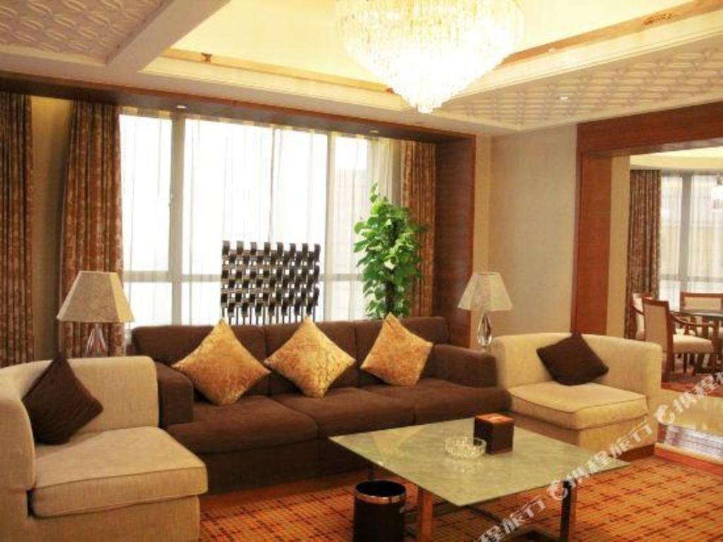 Howard Johnson By Wyndham Sunshine Plaza Нінбо Екстер'єр фото