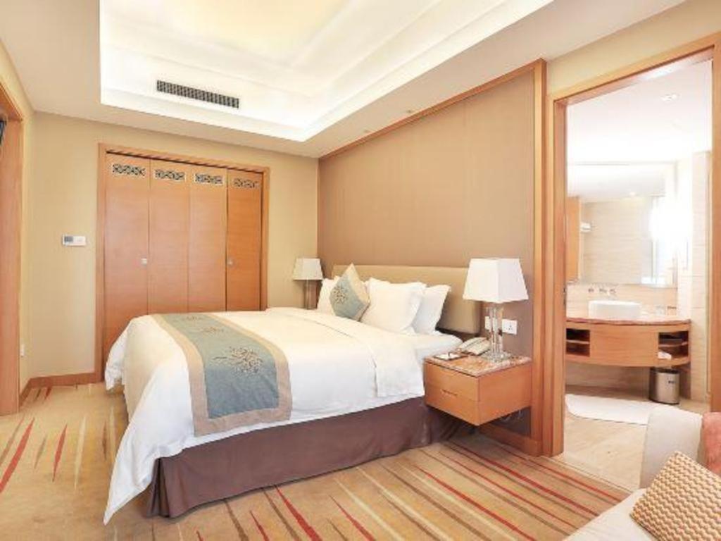 Howard Johnson By Wyndham Sunshine Plaza Нінбо Екстер'єр фото