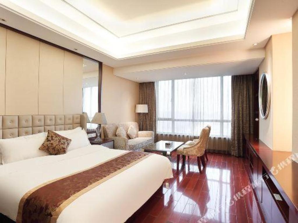 Howard Johnson By Wyndham Sunshine Plaza Нінбо Екстер'єр фото