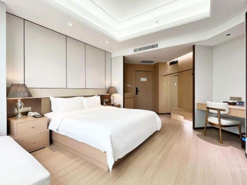 Howard Johnson By Wyndham Sunshine Plaza Нінбо Екстер'єр фото